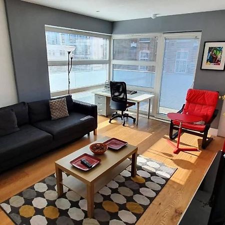 Bright & Spacious Double Bedroom With Ensuite And Concierge! Paid Parking Available London Luaran gambar